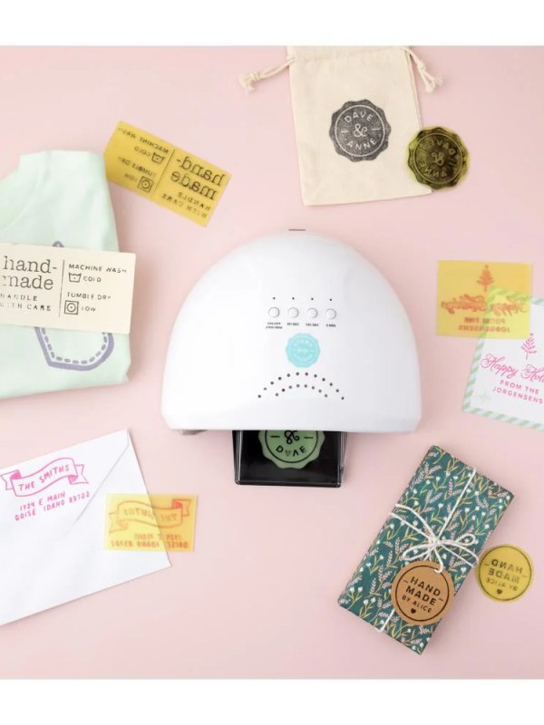 Kit tout-en-un Stamp Forge Studio : La solution idéale pour créer vos propres tampons&nbsp;personnalisés
